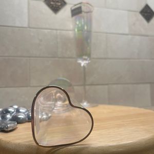 Heart Shaped Champagne Flutes Wine Glasses Clear Iridescent